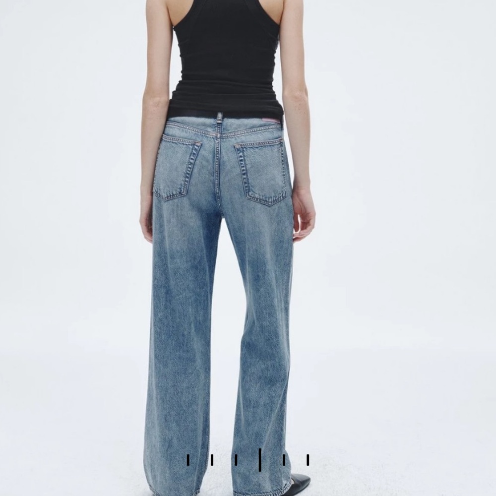NWOT Rag and Bone Logan Featherweight Wide Leg jeans